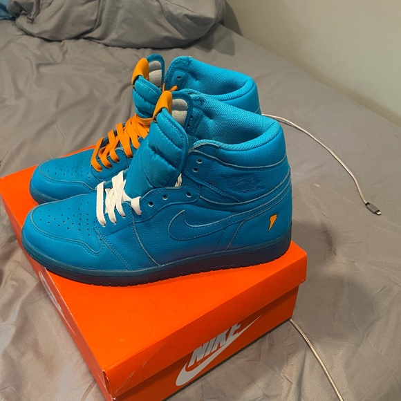 Nike - Picture 4 of 5